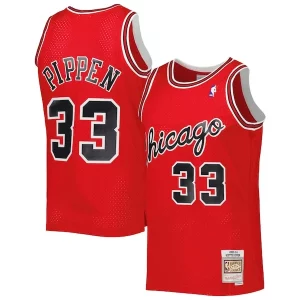 Scottie Pippen Chicago Bulls Hardwood Classics Chic 2003 04 Swingman Jersey Red Perfect for Game Day
